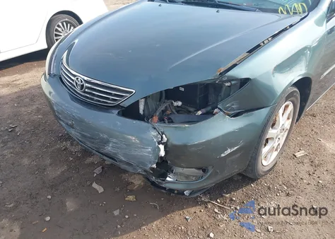 2005 Toyota Camry Xle из США, поврежденный, VIN 4T1BE32K05U071625